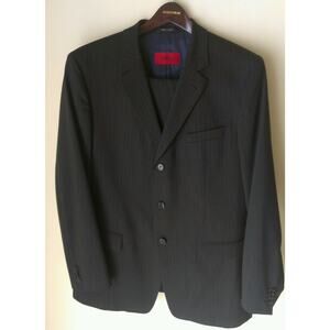Hugo Boss Suit 44 R US Dark Gray, Blue Stripe Wool Blend